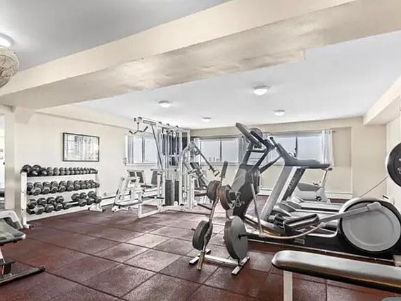 3rd image of 1029 E 8th Ave APT 408