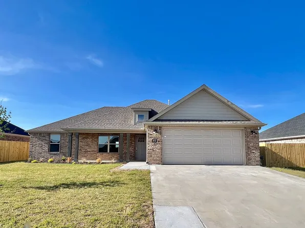 832 Hickory Meadows Ave, Tontitown, AR 72762