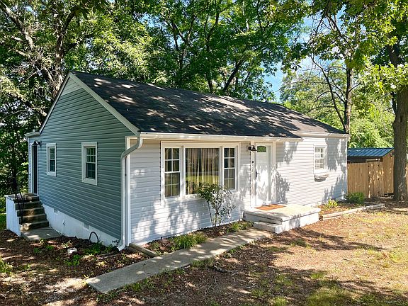 3rd image of 7639 Austin Dr