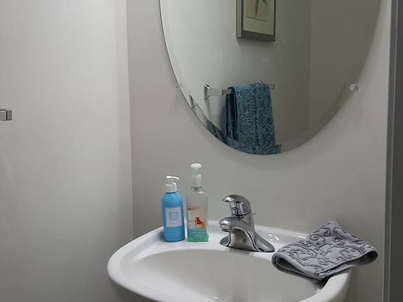 Level 2 half bathroom