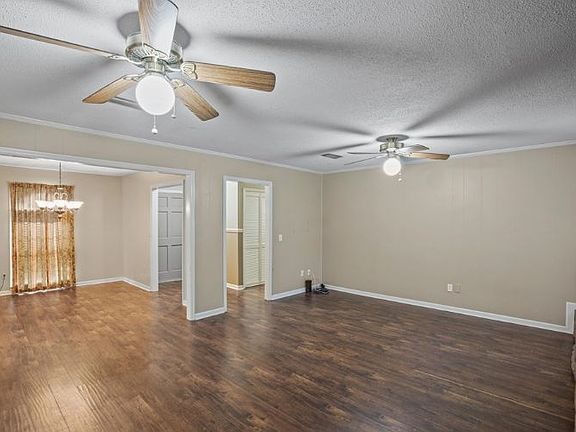 4th image of 905 Eastwood Dr