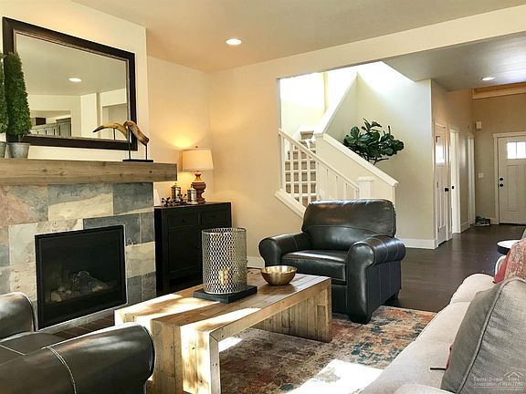 5th image of 20499 SE Braelen Ln