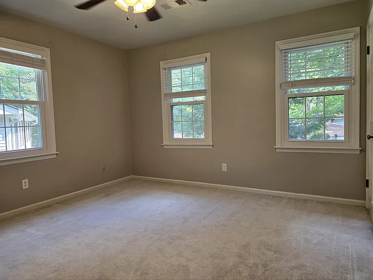90 Martin Point Ct — Photo 28