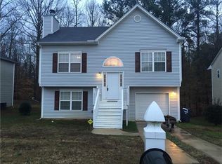 4096 Robin Cir, Atlanta, GA 30349