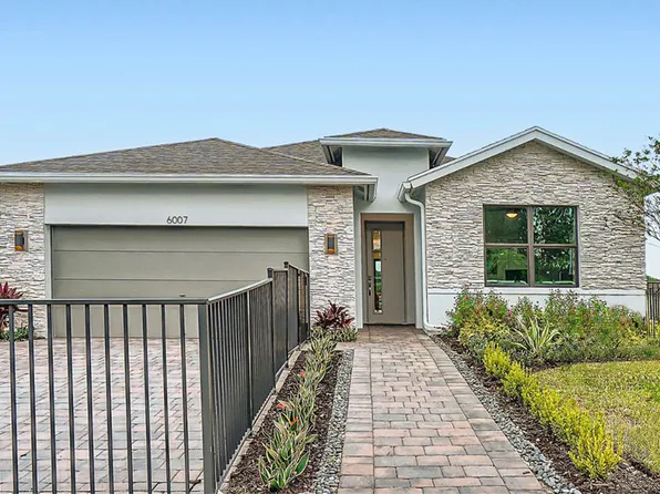 6007 SE Sky Blue Cir, Stuart, FL 34997
