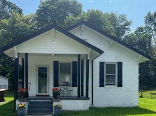 1510 Upland Dr, Greensboro, NC 27405