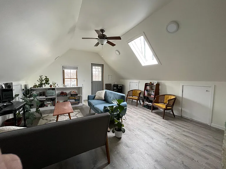Living Area 2