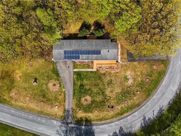 107 Thomas Jefferson Rd, Lehighton, PA 18235