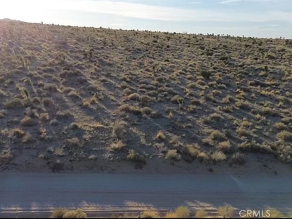 3rd image of 13 Canyon View Rd