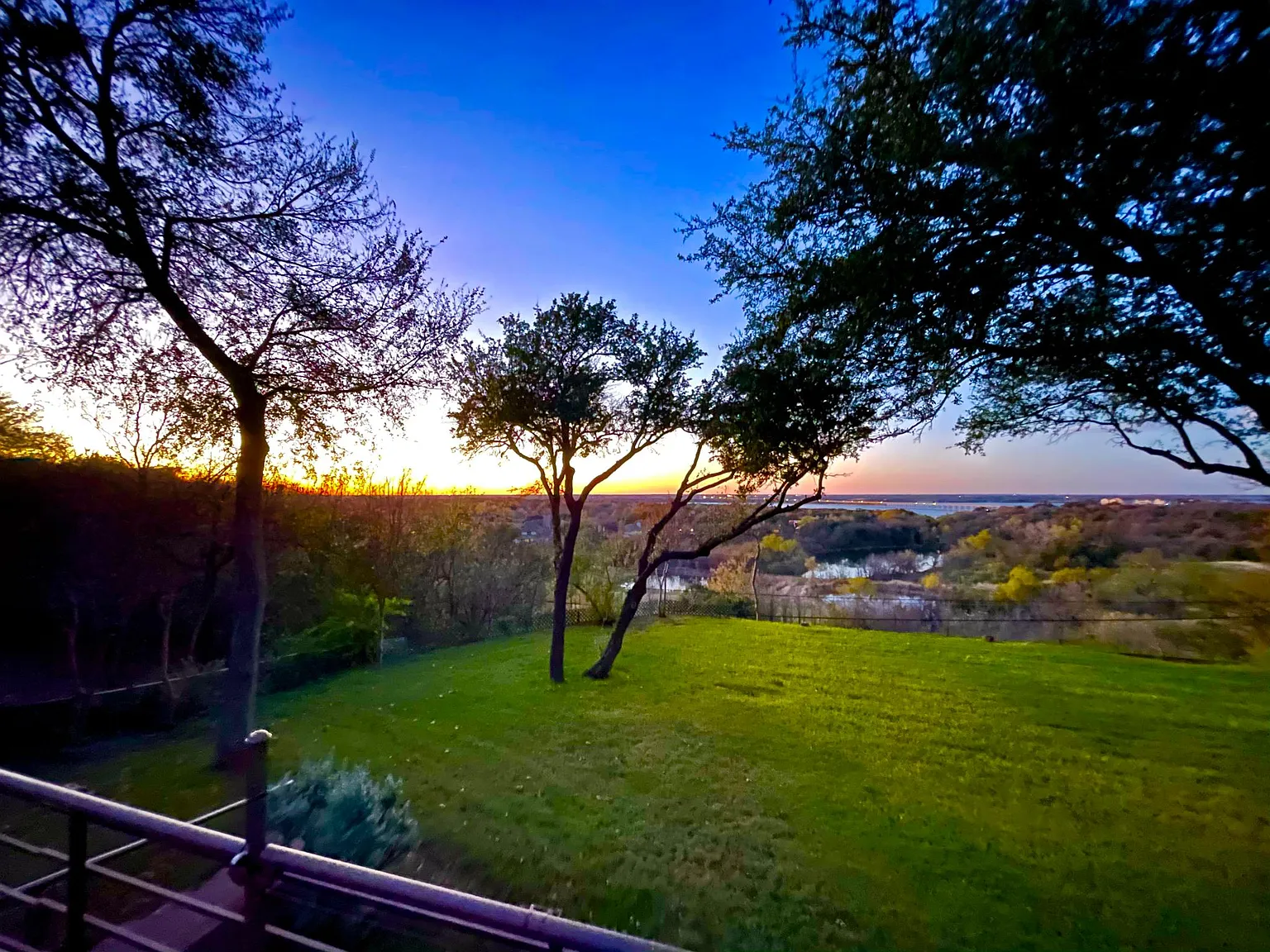 8201 Forest Ridge Dr — Photo 4