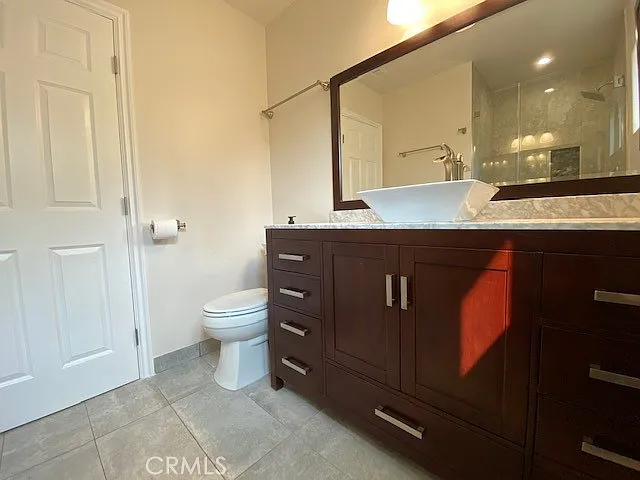 6657 Enfield Ave — Photo 21