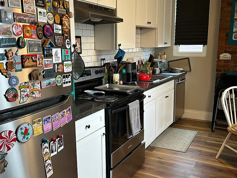 1123 Walnut St #2 — Photo 1