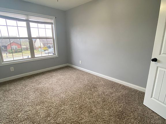 4th image of 2481 Andersonville Dr