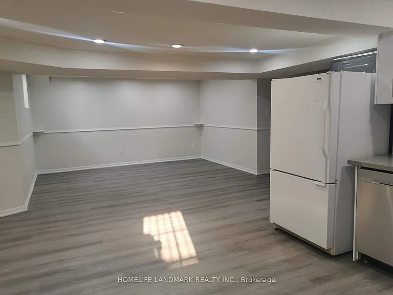 2 Maxwell Ct — Photo 6