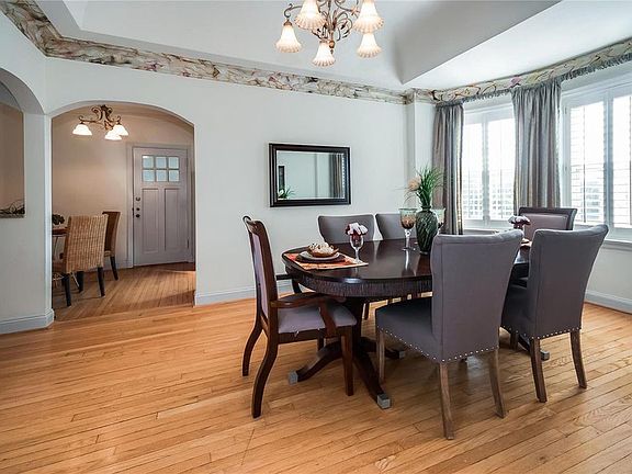 4th image of 8054 Davis Dr #3