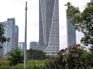 30 Shore Breeze Dr #1512, Toronto, ON M8V 0J1