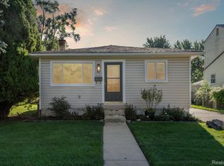 12300 Cavell St, Livonia, MI 48150