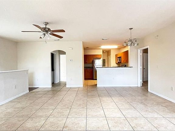 5th image of 156 SW Peacock Blvd APT 29-207