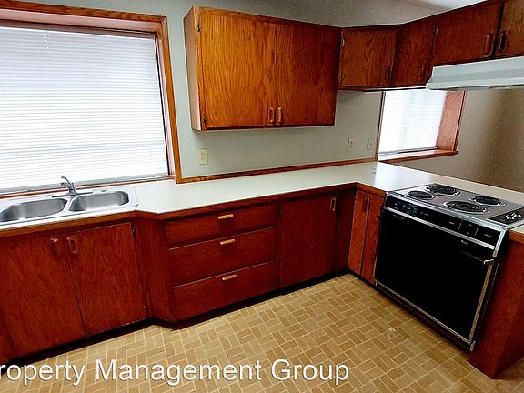 2nd image of 1604 7th St APT 5