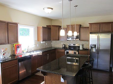 2nd image of 7411 Dartmoor Ct