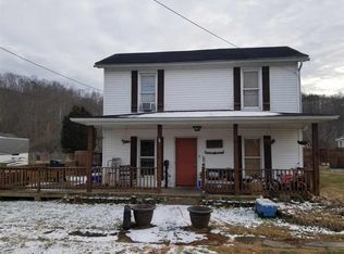 203 Bluefield St, Wayne, WV 25570