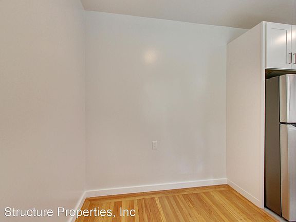 4th image of 221 24th Ave APT 203