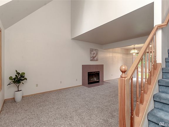 5th image of 18500 65th St E