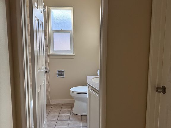 2nd image of 4075 Park Blvd