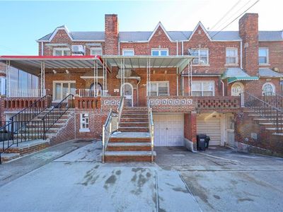2337 E 16th St, Brooklyn, NY, 11229