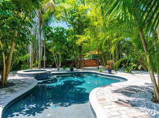 235 25th Ave N, Saint Petersburg, FL 33704