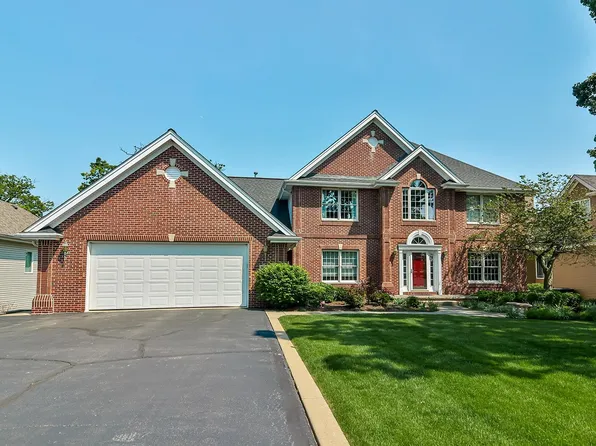 9093 River View Trl, Roscoe, IL 61073