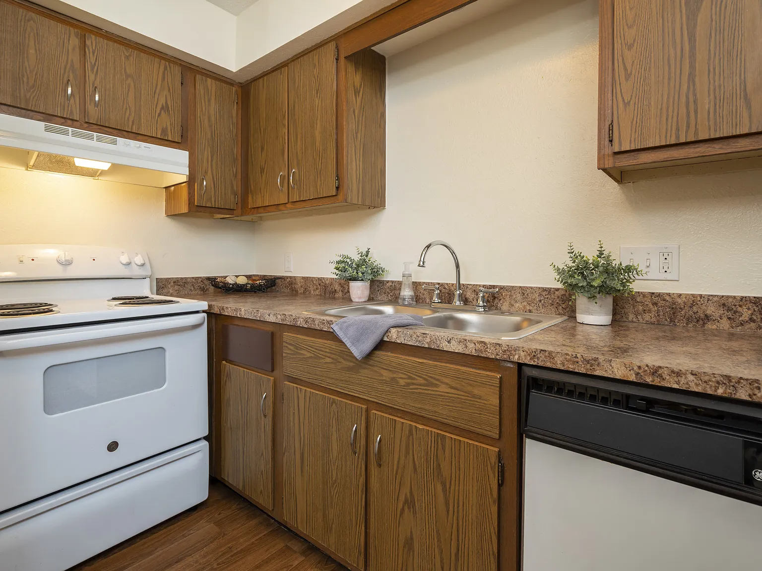 Wildwood Commons Apartments — Photo 4