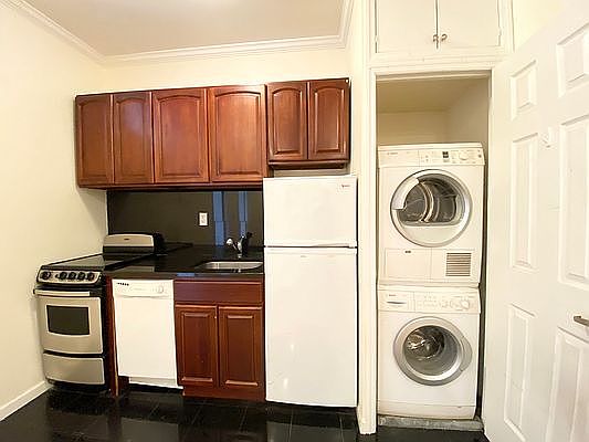2nd image of 55 E Houston St #12