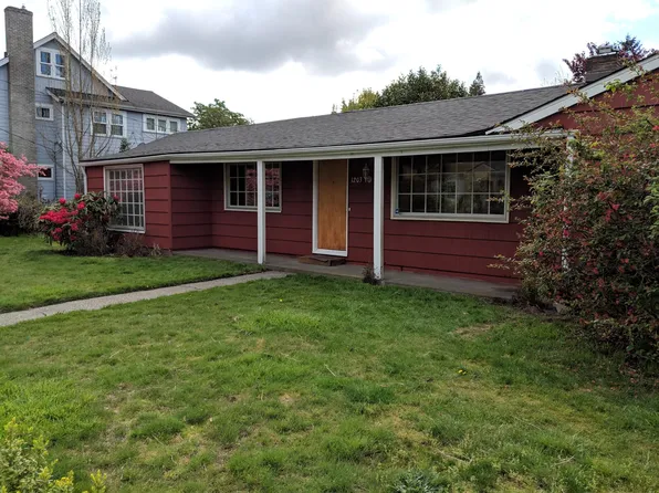 1203 NE 94th St, Seattle, WA 98115
