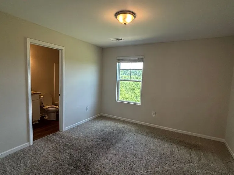 125 Adger Rd — Photo 14