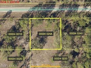 3204 E 15th St, Lehigh Acres, FL 33972