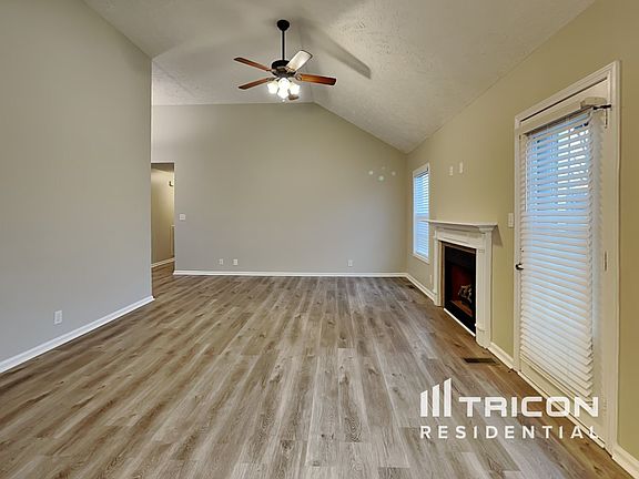 2nd image of 1363 Whitt Ln