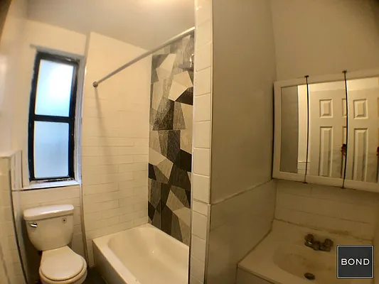 Rented by Bond New York | media 20