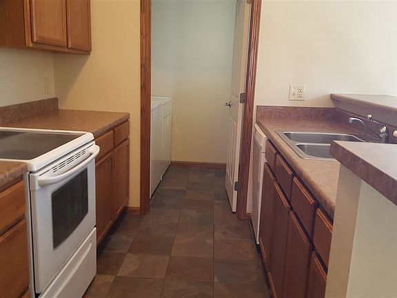 5th image of 3022 E Barbara Ln
