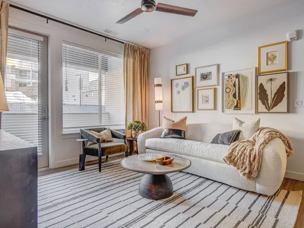 Reveal Apartments & Townhomes