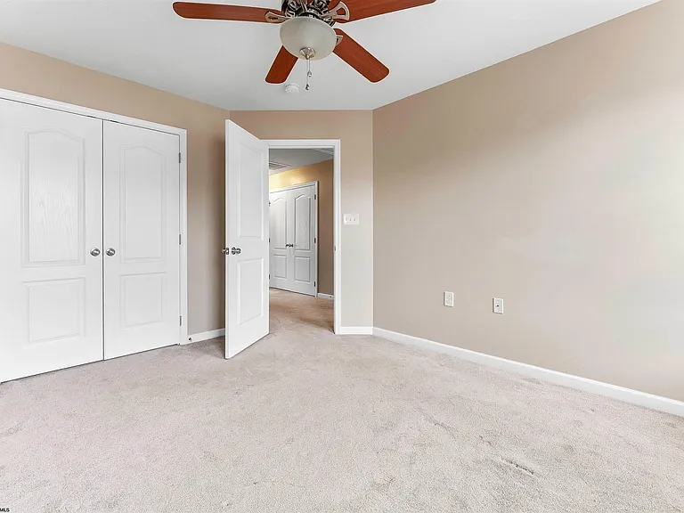 415 Saint Andrews Dr — Photo 24
