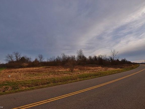 3rd image of New Cumberland Rd NE