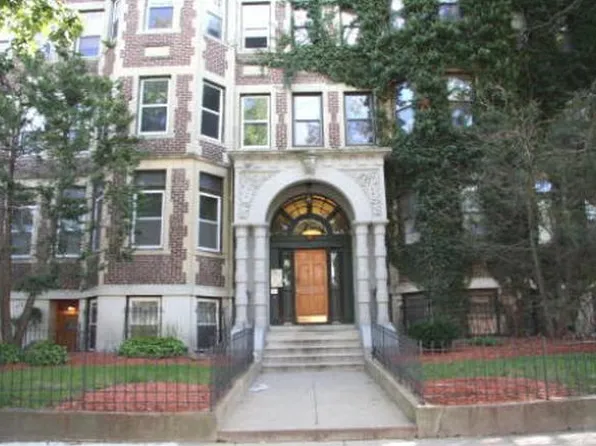 394 Riverway APT 12A, Boston, MA 02115