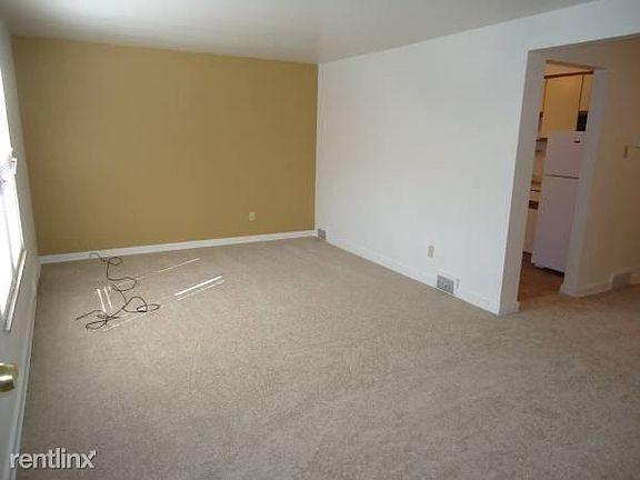 01212_1FPLlVOsnR5_600x450