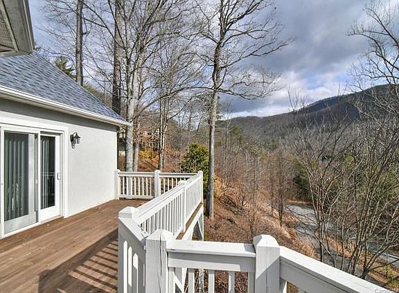 4th image of 21 Bees Mountain Dr