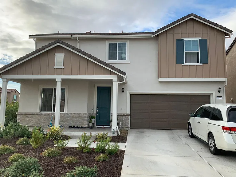 5600 York Mountain Ln — Photo 1