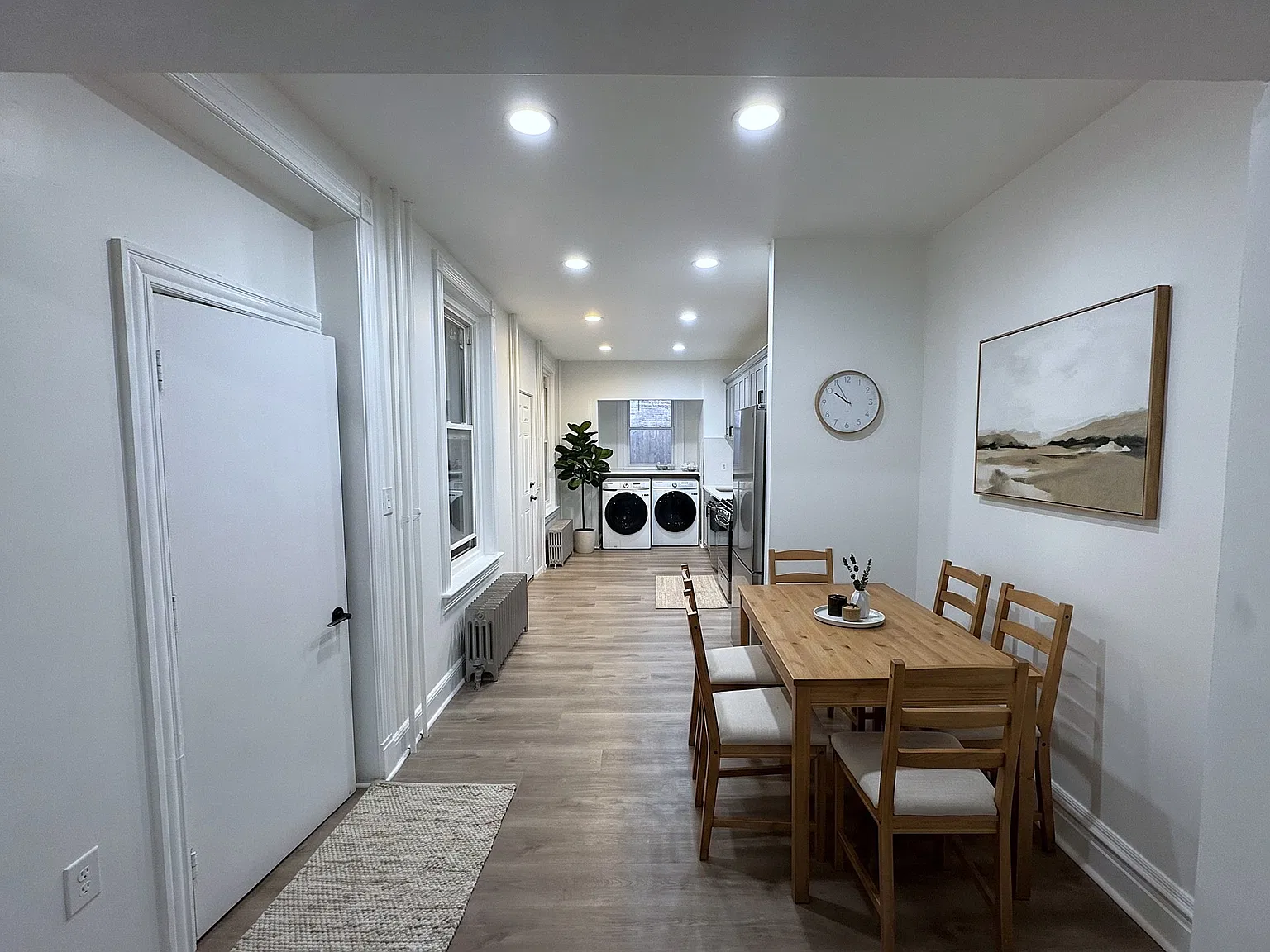 5 bed, 3000 sqft, $3,375 — Photo 4