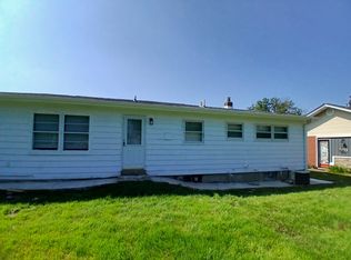 1517 Froesel Dr, Ballwin, MO 63011