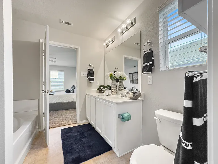 1809 Christopher Creek Dr — Photo 18