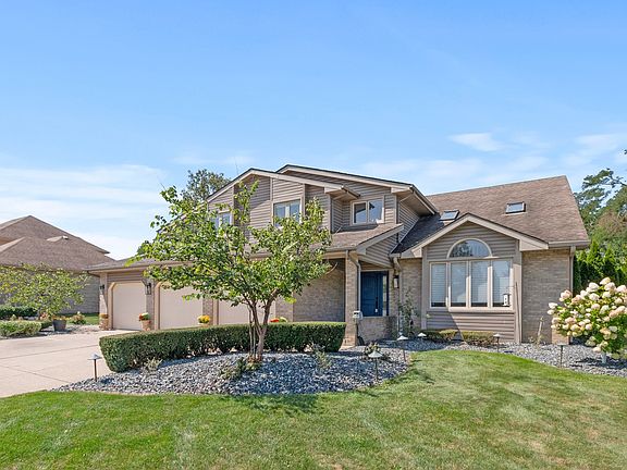 2nd image of 16810 S Pineview Dr